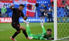 熊猫体育官方-率先得分！欧洲赛事前场压制