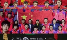 熊猫直播tv-比赛过程波澜壮阔，双方队员展现出顽强拼搏的精神