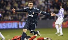 熊猫体育官方-门神降世，那个欧冠半决赛之夜，库尔图瓦定义了唯一性