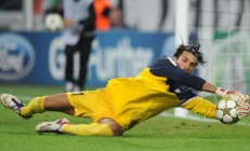 熊猫体育-冰与火的对决，杜兰特关键三分为76人点燃胜利之光