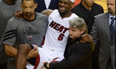 熊猫直播tv-美国男篮碾压南韩男篮，詹姆斯制霸全场