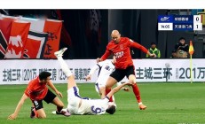 熊猫直播官网-快速反击，球队攻势如潮夺冠