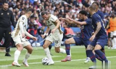 熊猫直播-巴黎圣日耳曼客场轻松赢下一场胜利