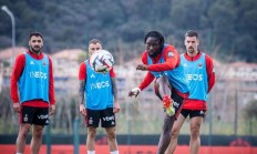 熊猫直播-阿贾克斯冷门出线，迅速崭露头角的简单介绍