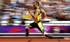 熊猫直播官网-圣西罗铸就蓝黑新盾，马拉卡纳扬起桑巴利剑，当新生力量掀翻旧日王座