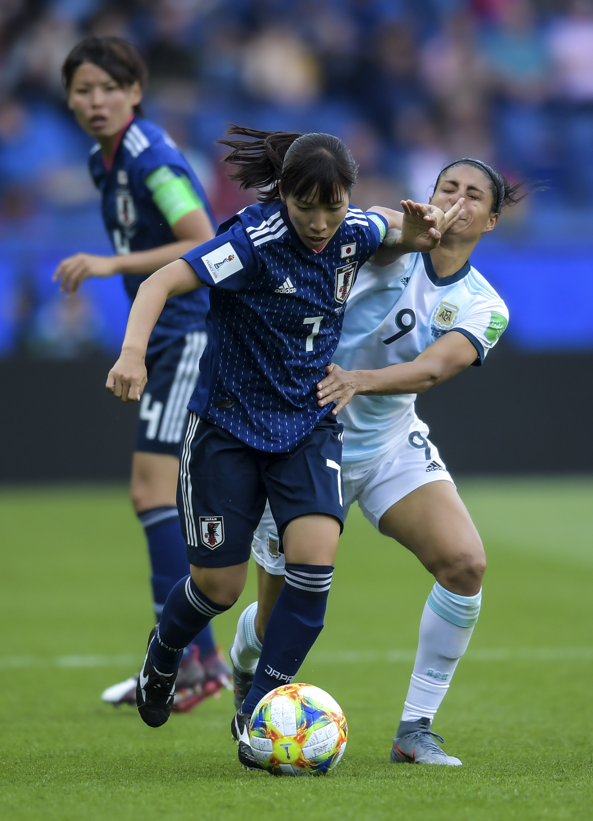日本女子足球队备战国际比赛