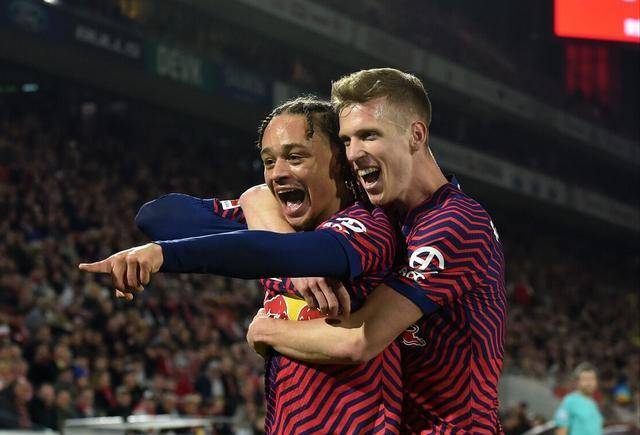 欧洲女子篮球联赛半决赛精彩纷呈