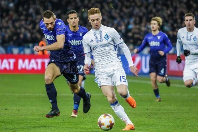 沙尔克04主场憾负,领先位置受到威胁的简单介绍 沙尔克04主场憾负,领先位置受到威胁的简单介绍