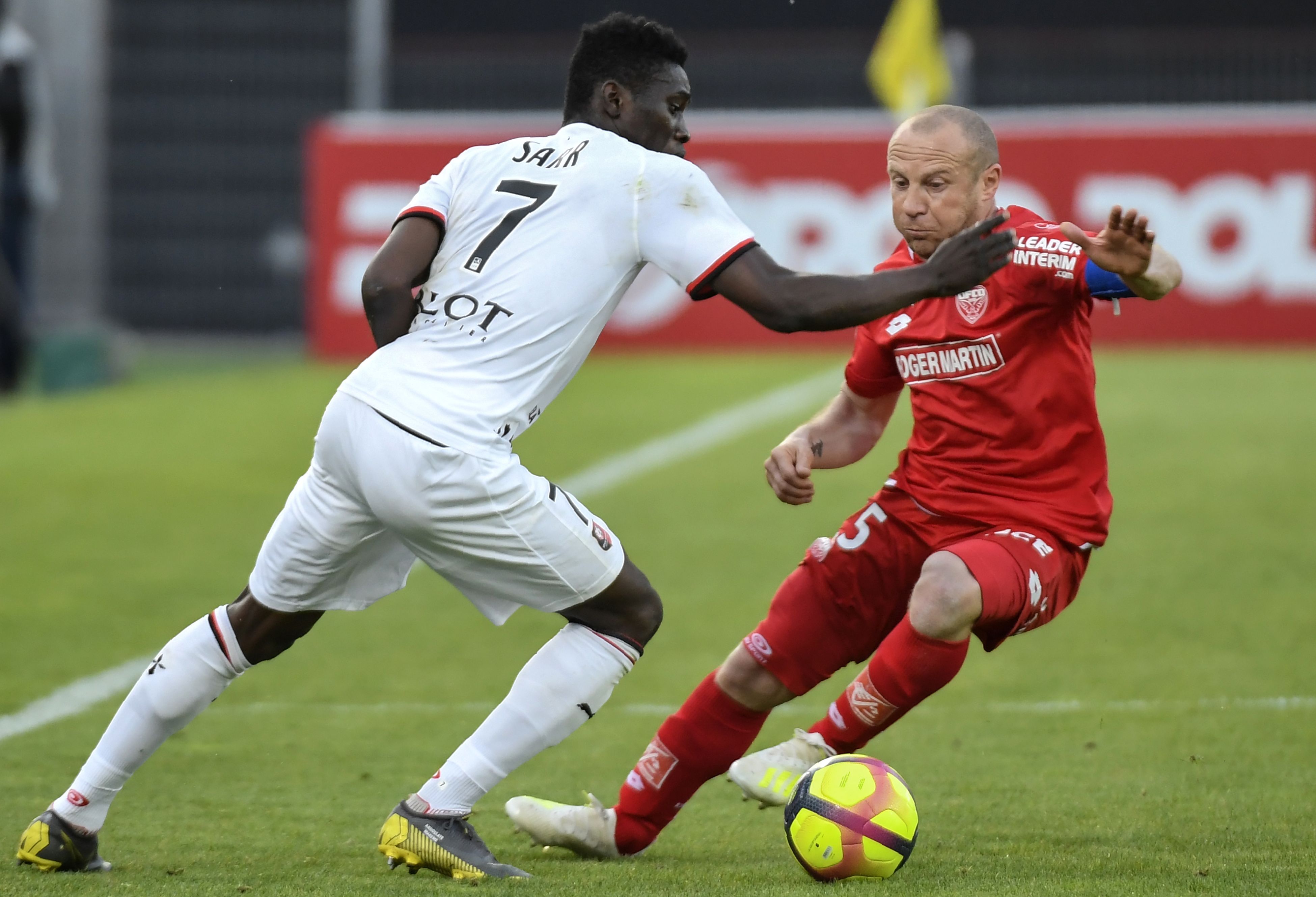 梅斯对阵第戎，双方都将为了避免降级而拼尽全力的简单介绍