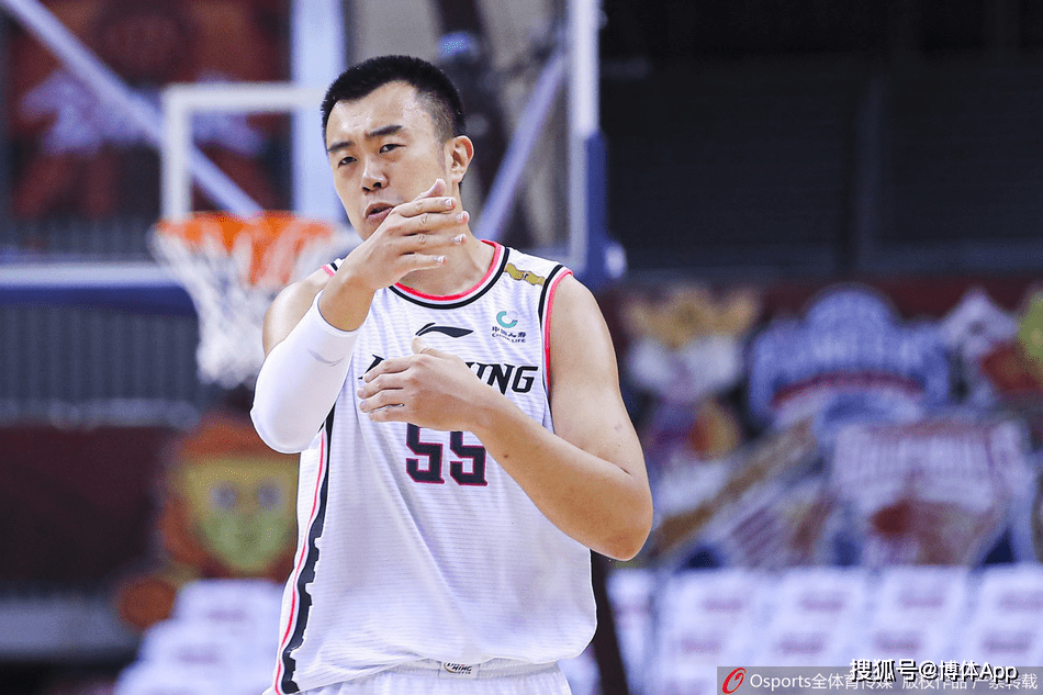 MAD碾压T1，Doinb团战一打五强强对话小组赛，强势挺进下一轮