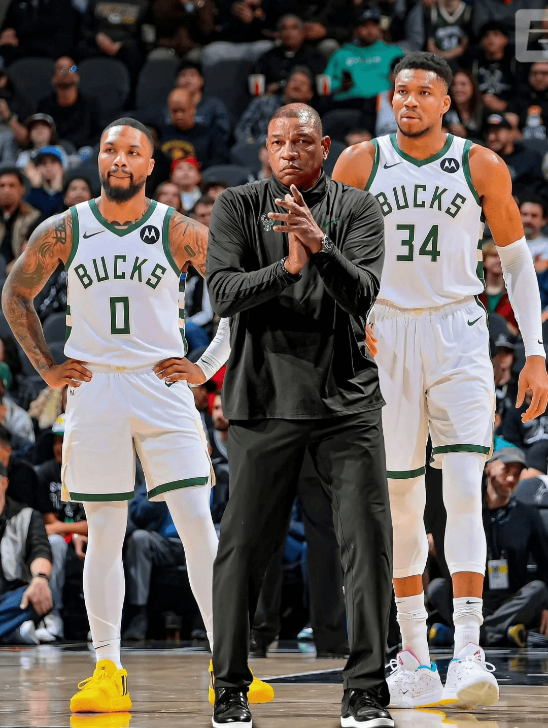 雄鹿负于篮网,遭遇三连败的简单介绍 雄鹿负于篮网,遭遇三连败的简单介绍