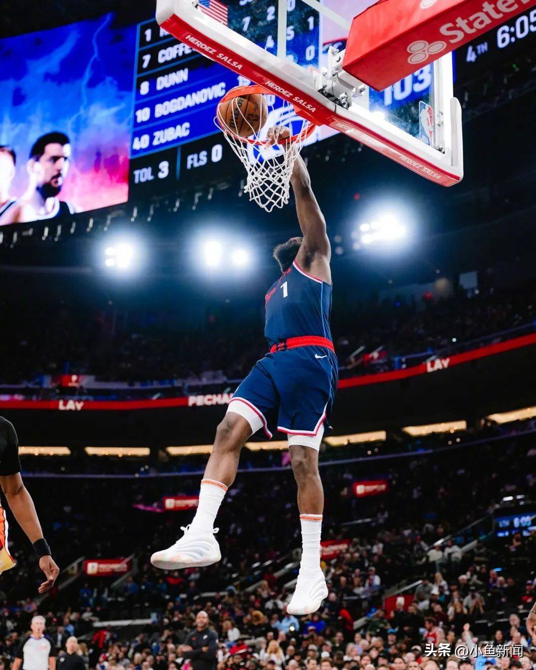 哈登34分,火箭击败活塞 哈登34分,火箭击败活塞