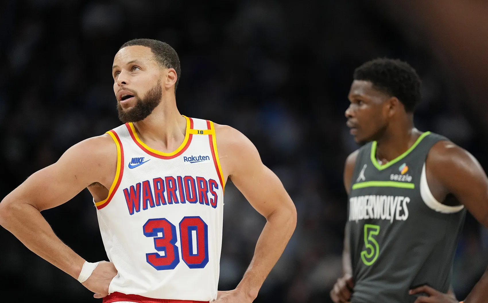 勇士客场逆转掘金,系列赛1-1平的简单介绍 勇士客场逆转掘金,系列赛1-1平的简单介绍