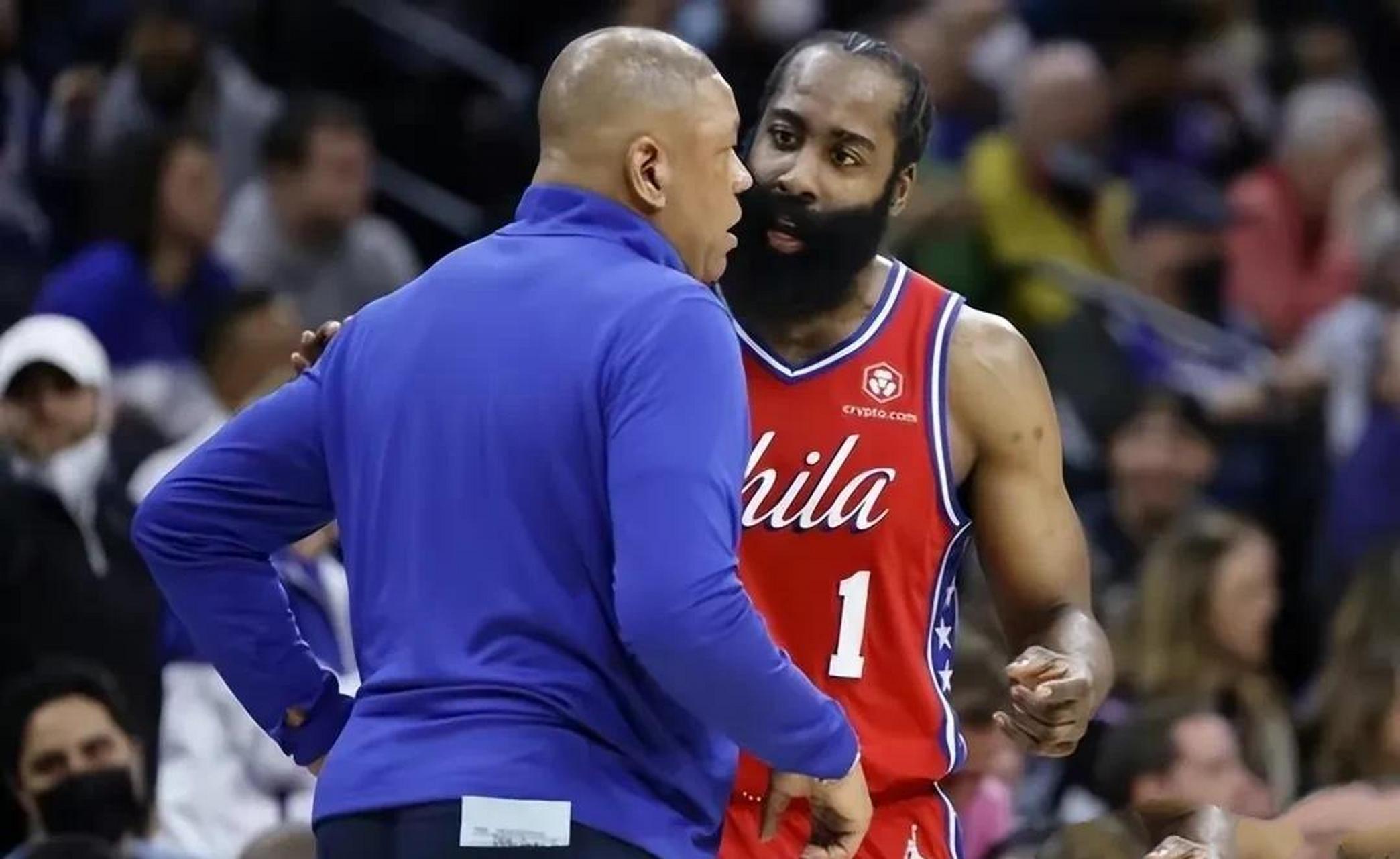 抢战战绩连败76人豪砍五双没用