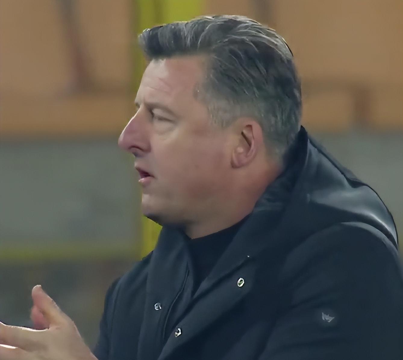 乌迪内斯队在比赛中获得关键胜利