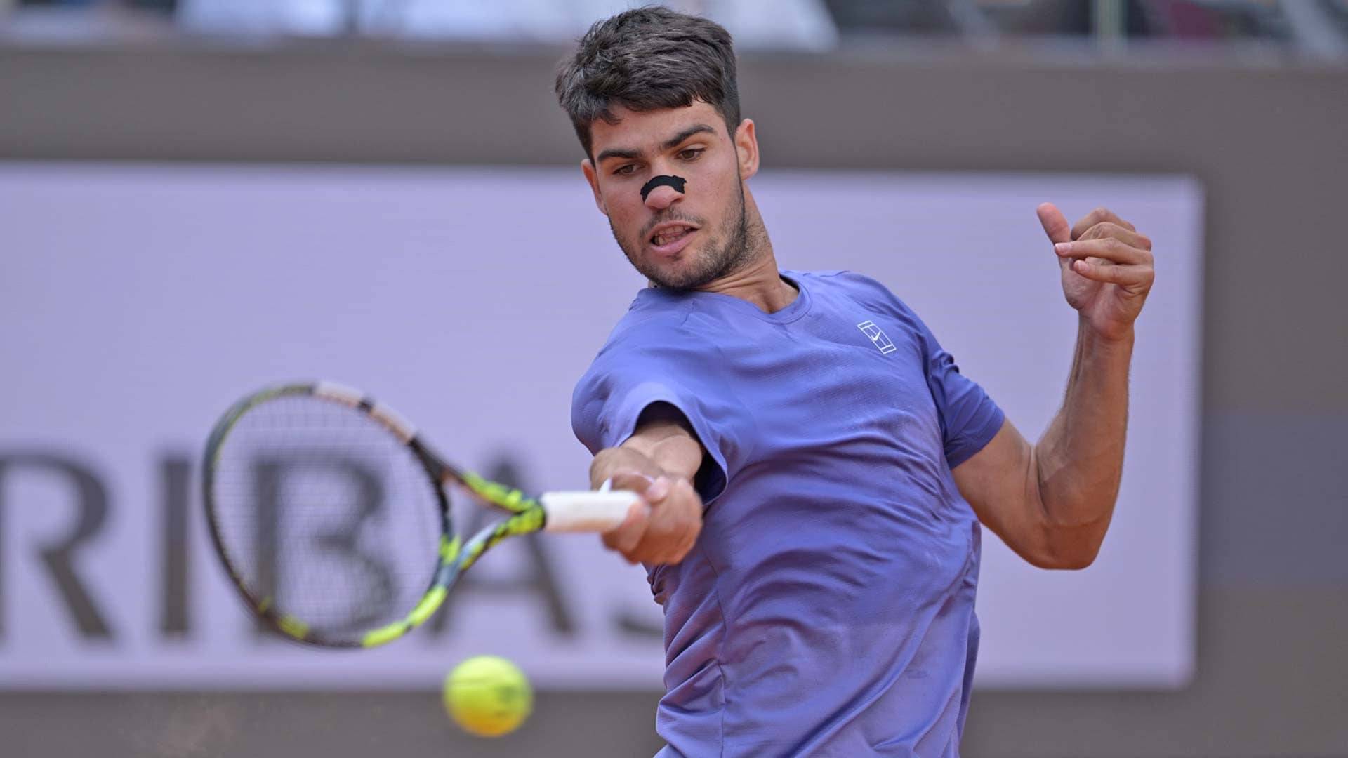 包含温网逆转拉沃尔杯,阿尔卡拉斯关键制胜的词条 包含温网逆转拉沃尔杯,阿尔卡拉斯关键制胜的词条