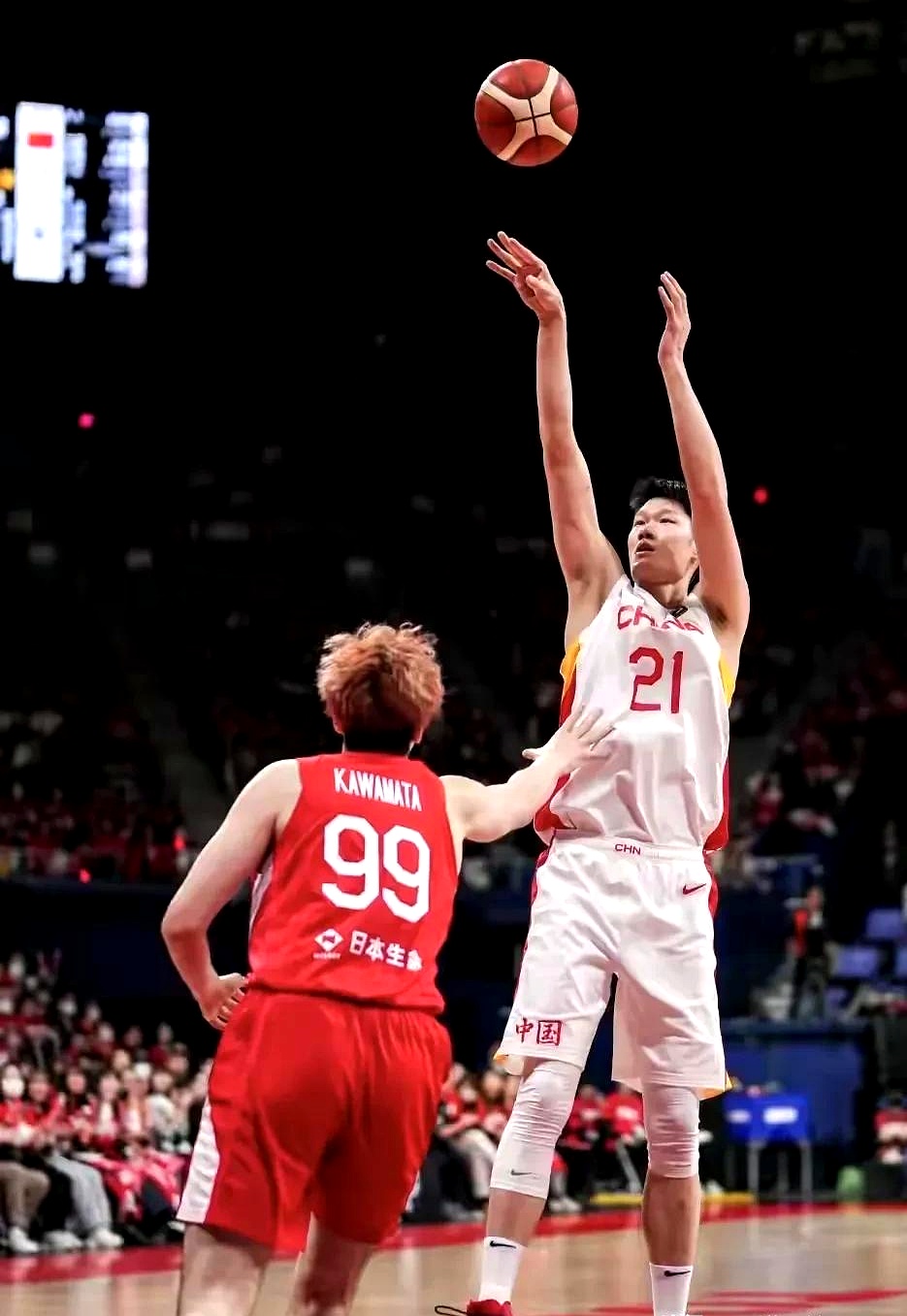 关于中国队完胜日本队，石宇奇统治全场的信息